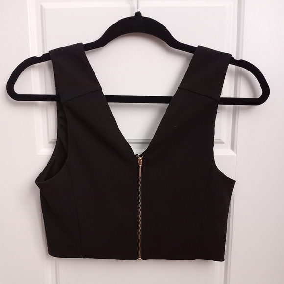 Cropped top - Picture 2 of 3